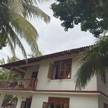 Czech House Villa Tangalle Buitenkant foto