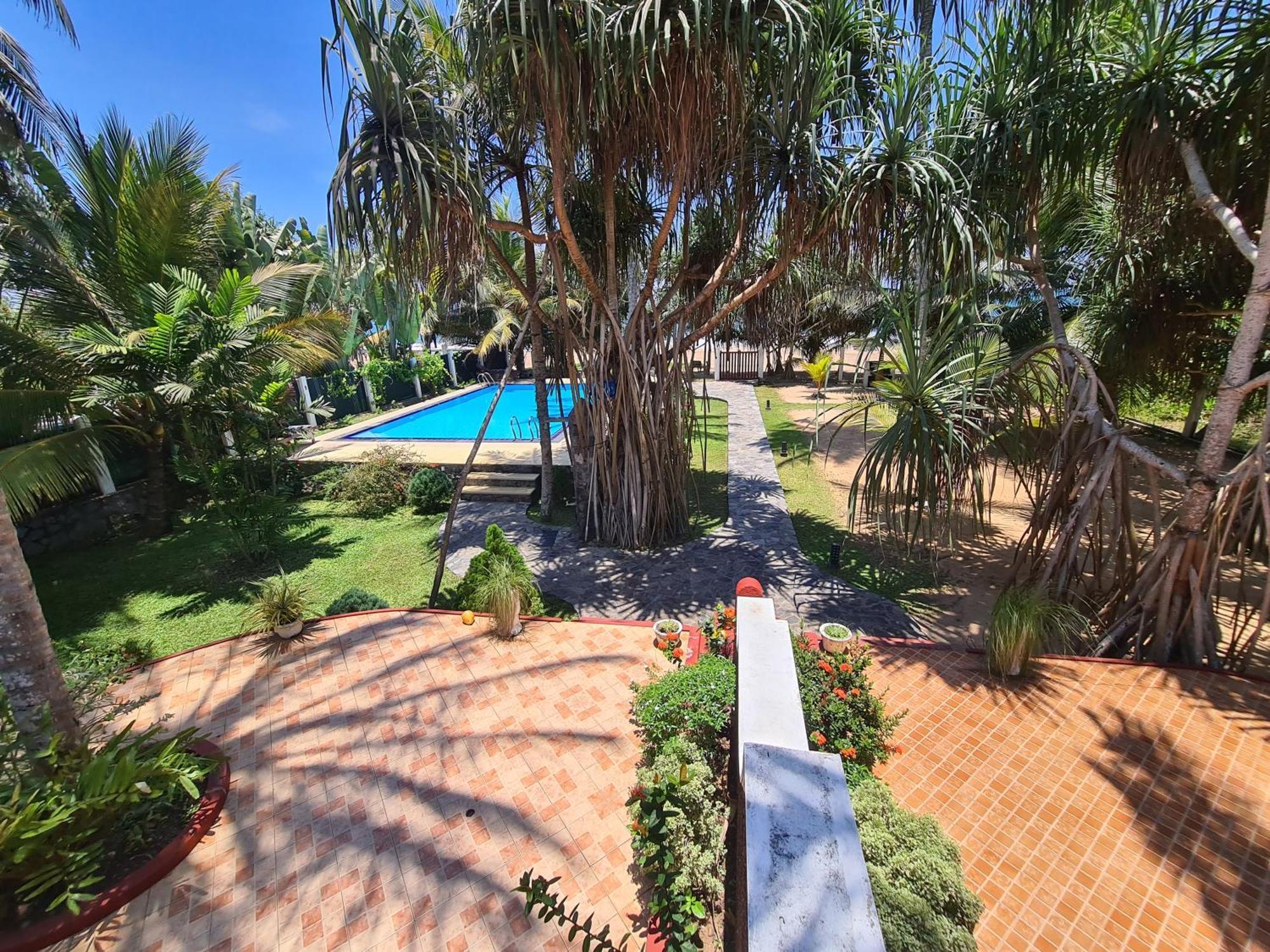 Czech House Villa Tangalle Buitenkant foto