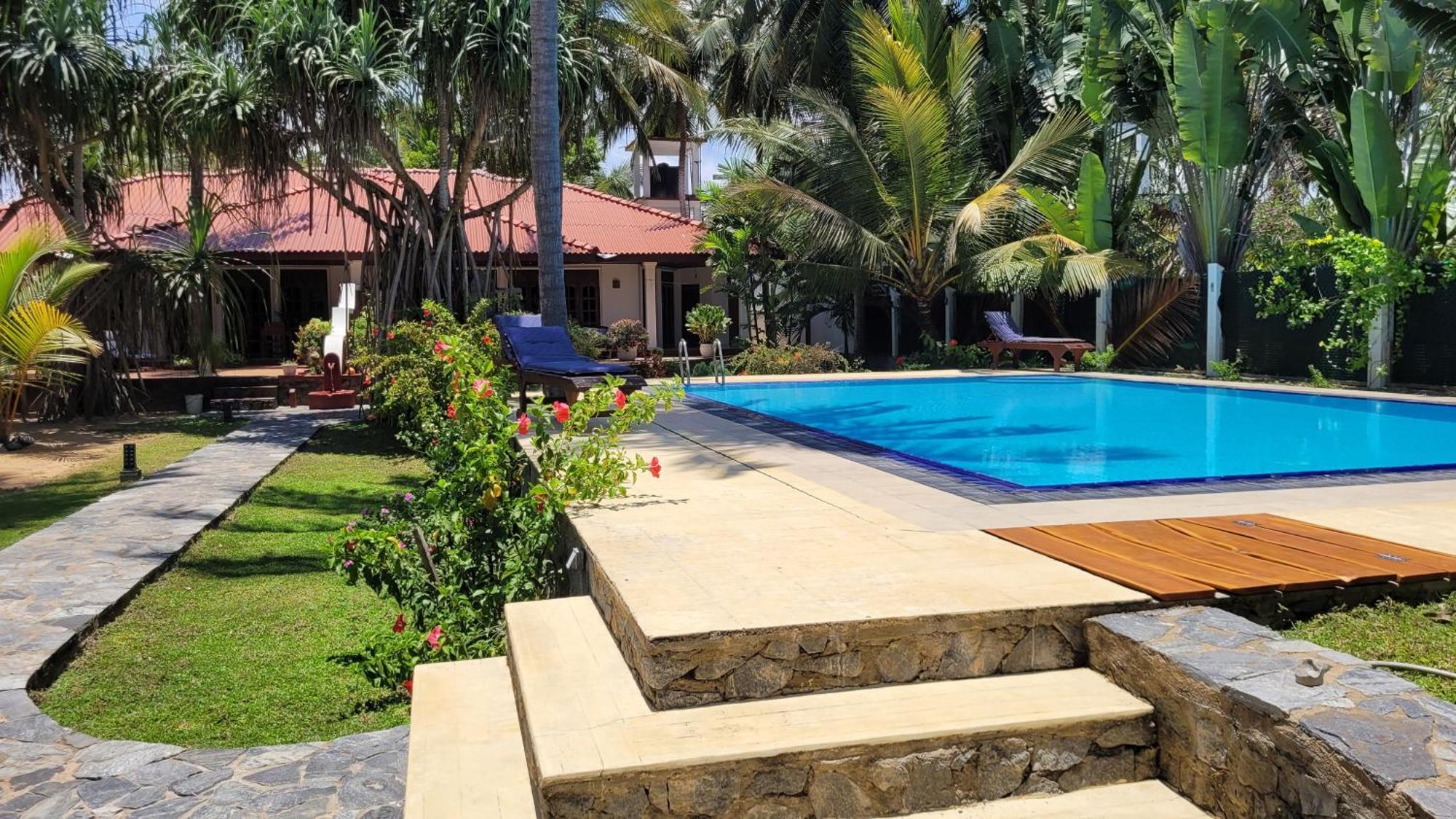 Czech House Villa Tangalle Buitenkant foto