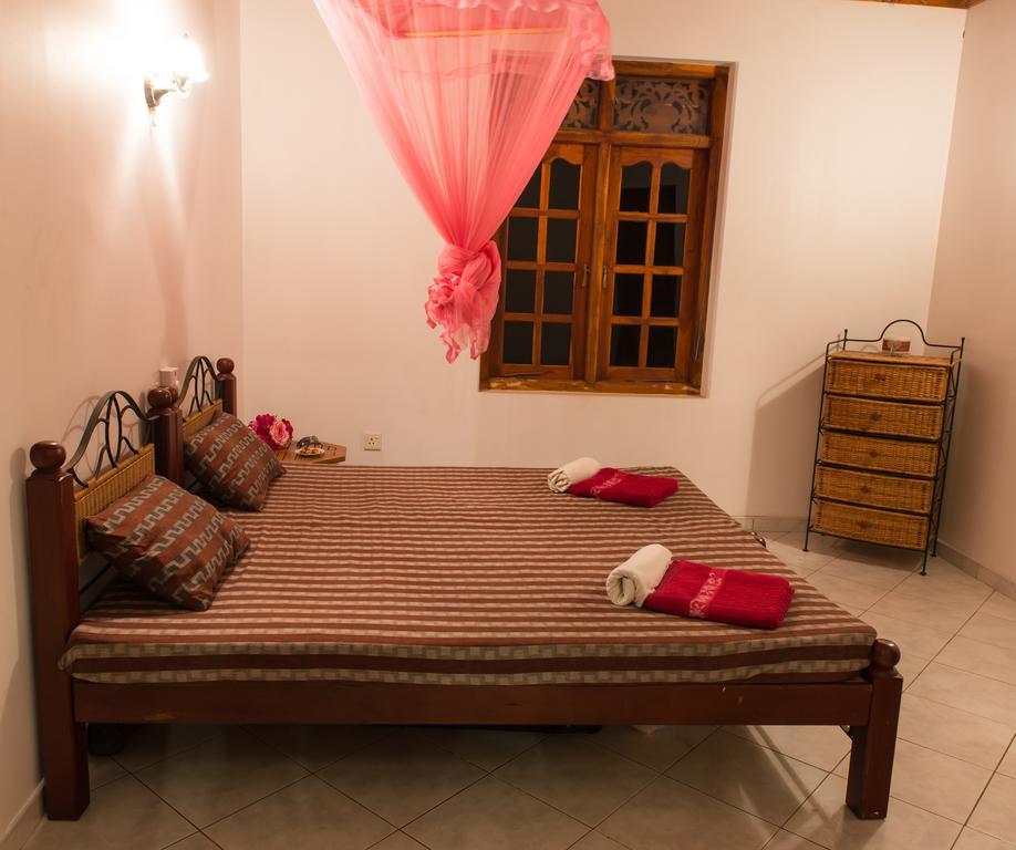 Czech House Villa Tangalle Buitenkant foto